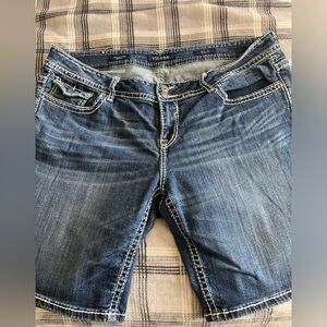 Size 22 Vigoss denim shorts
